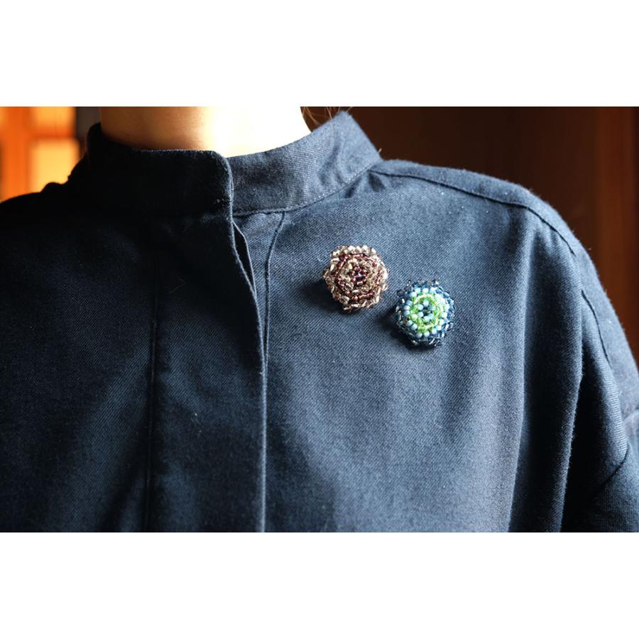 紅女　joncher　スワロフスキーバラ窓ブローチ（グレージュ　ブルー） |  | 07