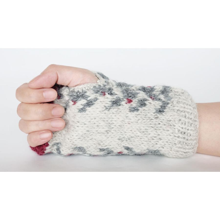 サナ・ハスタカラ　キオクノカケラリストウォーマー（リーフ　ライン）（フェアトレード商品） | シサム工房 | 01