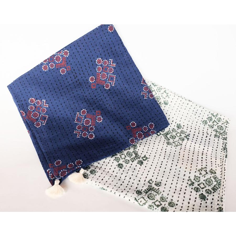 シサム工房・サシャ　オーガニックコットンオマモリショール（ネイビー　ホワイト）（フェアトレード商品） | シサム工房