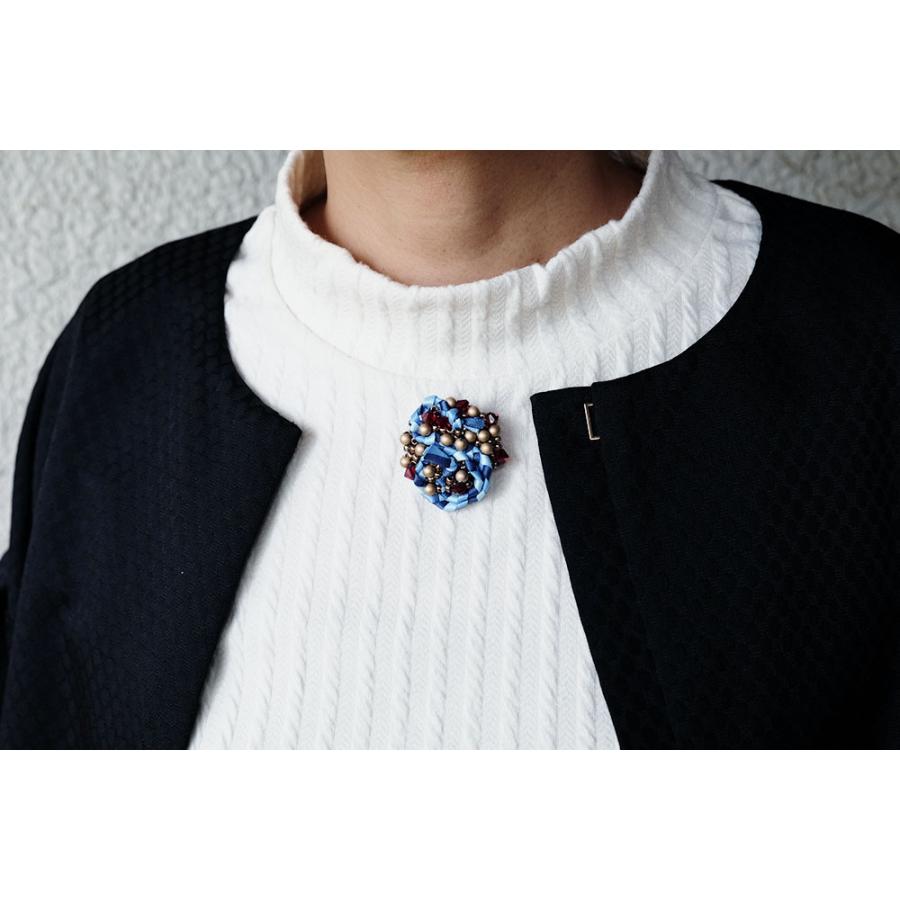 紅女　joncher　ビーズリボンミニブローチ（ブルー）　ビーズ・リボンを組み合わせたブローチ |  | 03