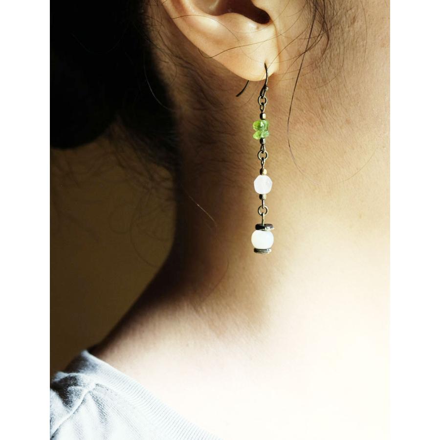 紅女　joncher　白蝶貝・ペリドート・ローズクォーツピアス |  | 02