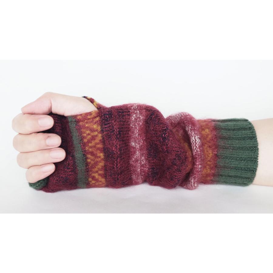 【SALE 再値下げ】Ｍ．＆ＫＹＯＫＯ　秋冬ウールモヘヤカラフルボーダアームウォーマー＜メーカー希望小売価格14300円＞ ふんわりふわふわのフィンガーレス手袋 | M.&KYOKO | 02