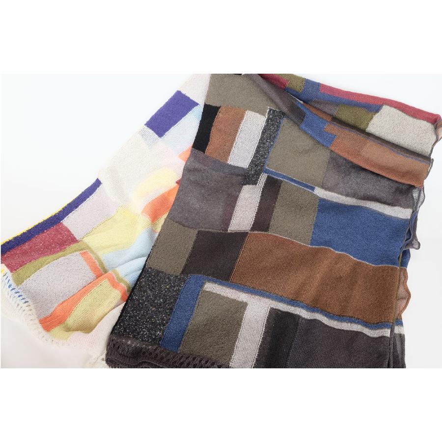 Ｍ．＆ＫＹＯＫＯ　モザイク柄春夏ニットショール（ホワイト　チャコール）薄手のさらさら大判ストール | M.&KYOKO