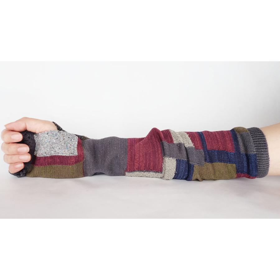 Ｍ．＆ＫＹＯＫＯ　モザイク柄春夏さらさらロングアームカバー（ホワイト　チャコール）薄手の春夏用アームカバー！ | M.&KYOKO | 02