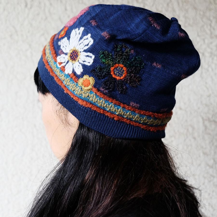 Ｍ．＆ＫＹＯＫＯ　一面の花刺繍ニット帽 （レッド　ブルー） | M.&KYOKO | 04