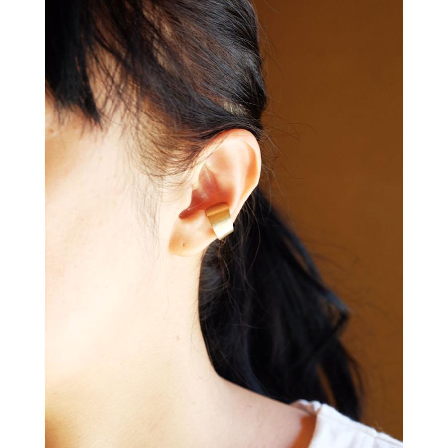 紅女　真鍮シングルイヤーカフ（サテン仕上げ） |  | 03