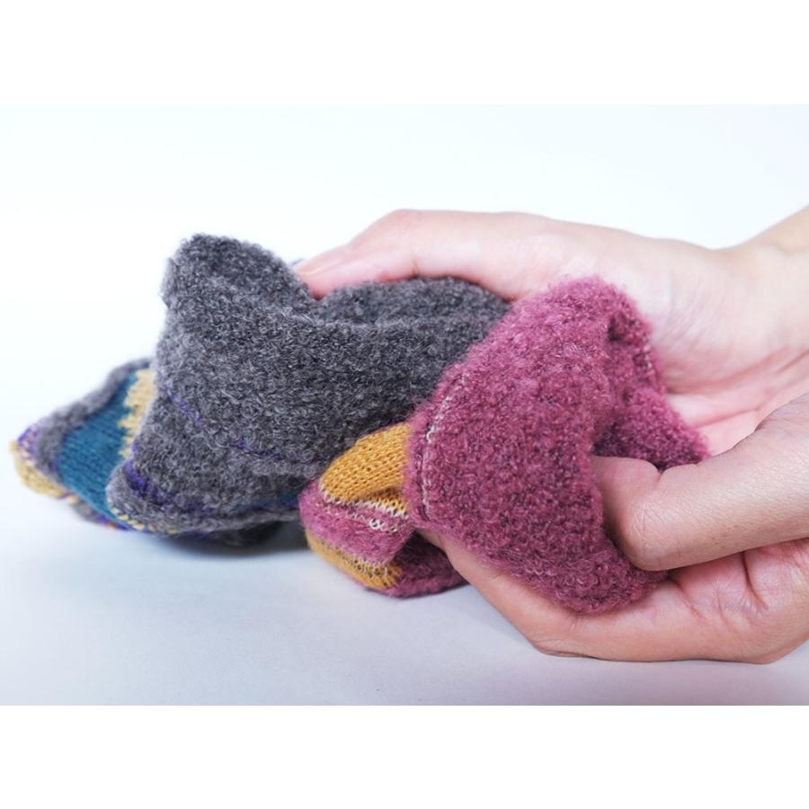 Ｍ．＆ＫＹＯＫＯ　水玉インターシャアームウォーマー　ランダムな水玉柄を描いた楽しいフィンガーレス手袋 | M.&KYOKO | 03