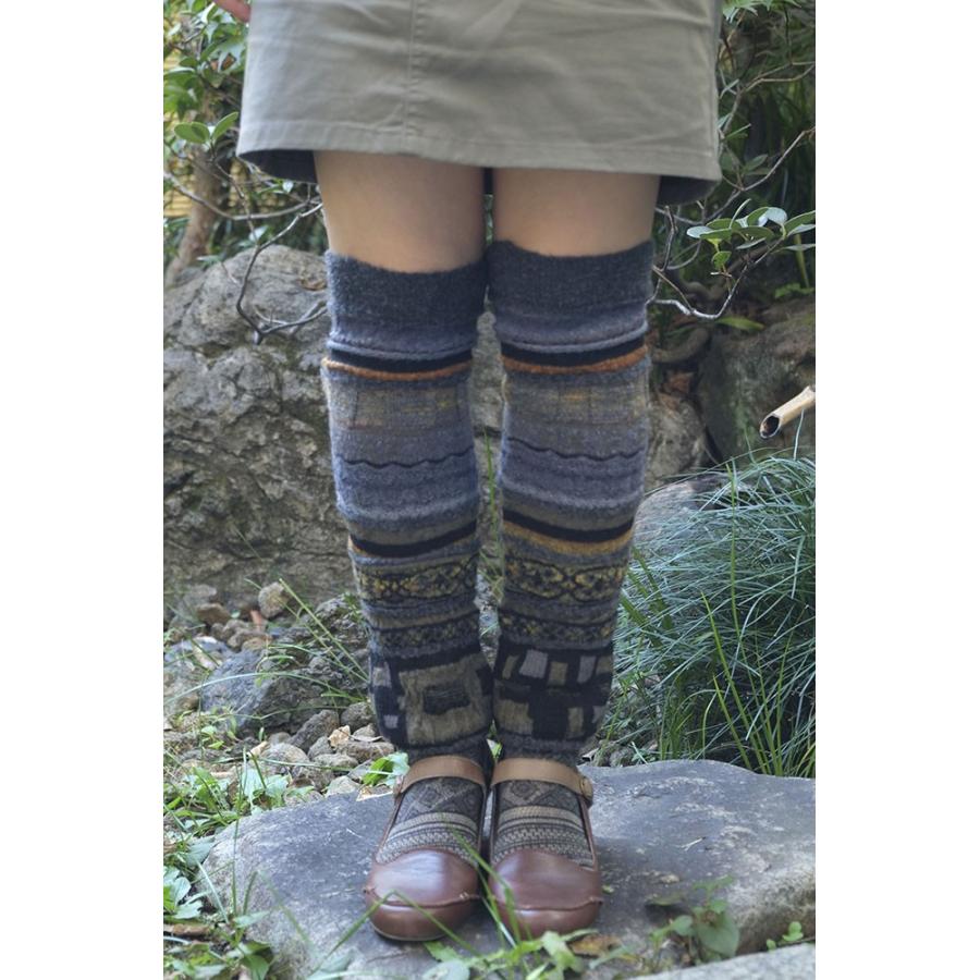 Ｍ．＆ＫＹＯＫＯ　カラフルもこもこレッグウォーマー　カラフルでポップなレッグウォーマー　楽しいおしゃれのワンポイント | M.&KYOKO | 02