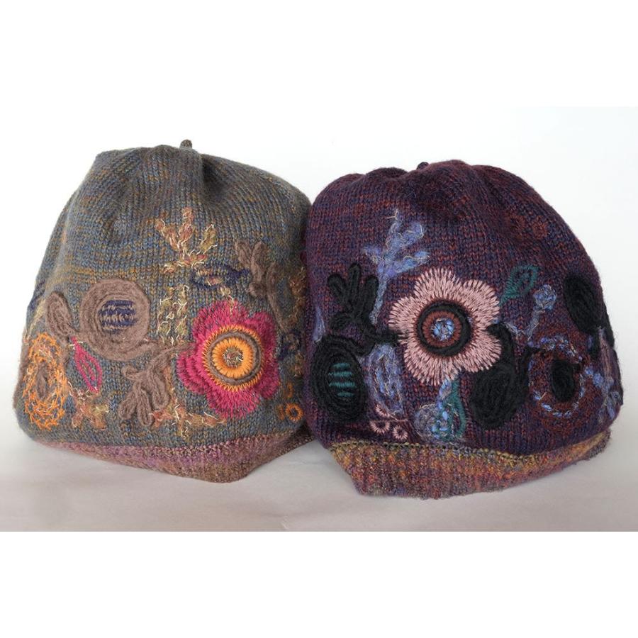 Ｍ．＆ＫＹＯＫＯ　刺繍ニット帽（グリーン　パープル）お花モチーフの刺繍がポイントのワッチタイプ | 