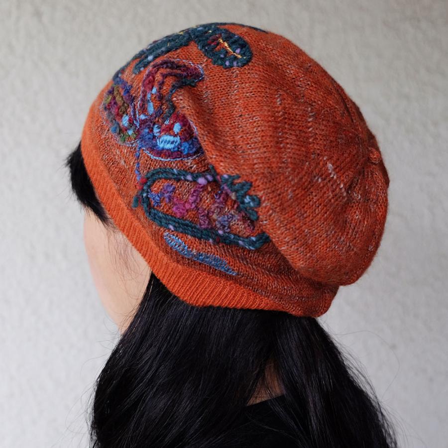 Ｍ．＆ＫＹＯＫＯ　刺繍ニット帽（テラコッタ　パープル）お花モチーフの刺繍がポイントのワッチタイプ | M.&KYOKO | 03