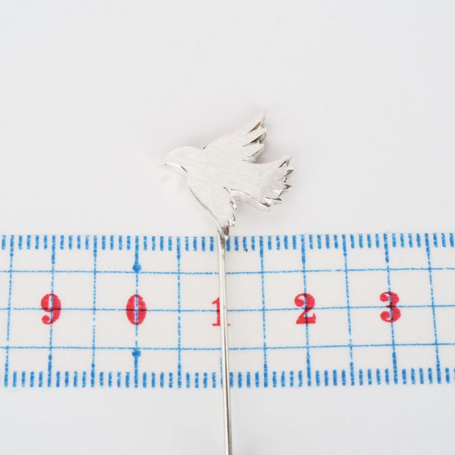 紅女　シルバー鳩ハットピン（Ａ） |  | 02