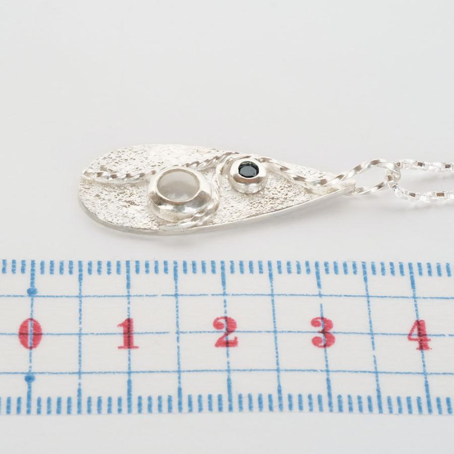 紅女　シルバー・ムーンストーン×ブルートルマリン（ダーク）ペアシェーブペンダント |  | 02