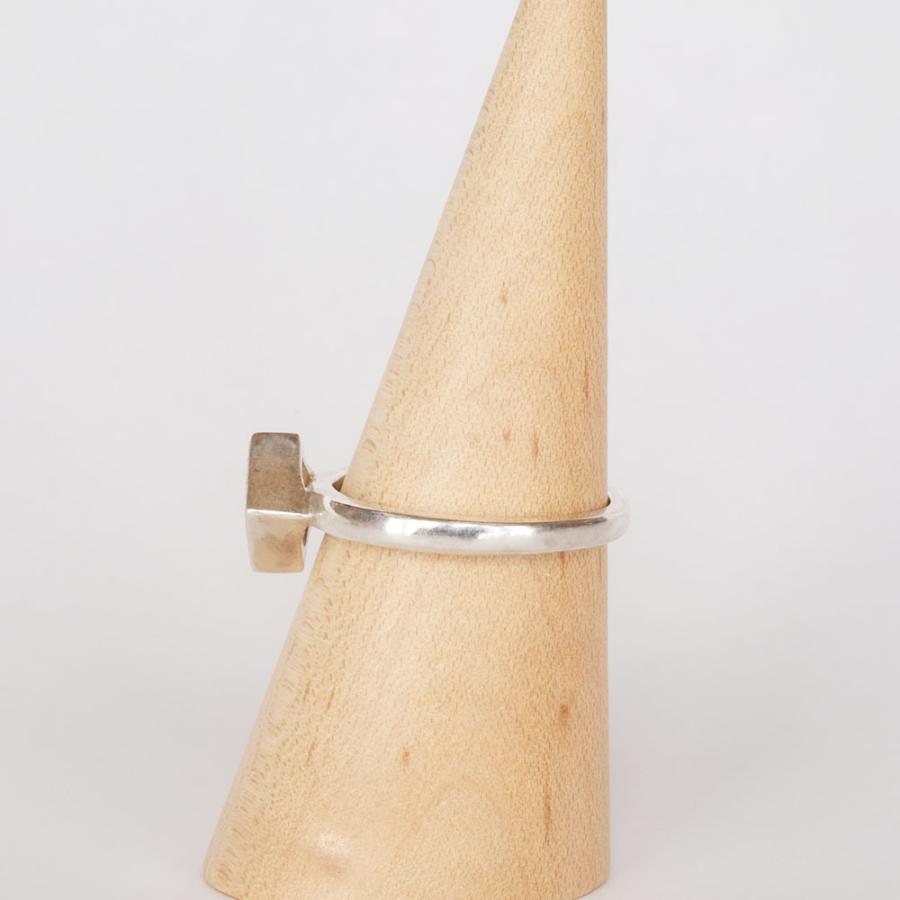 紅女　シルバーブルートルマリン（ダーク）リング　（13号） |  | 02