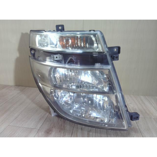 エルグランド UA-E51 右ヘッドライト 右ヘッドランプ V 8人 VQ35DE 3X1 