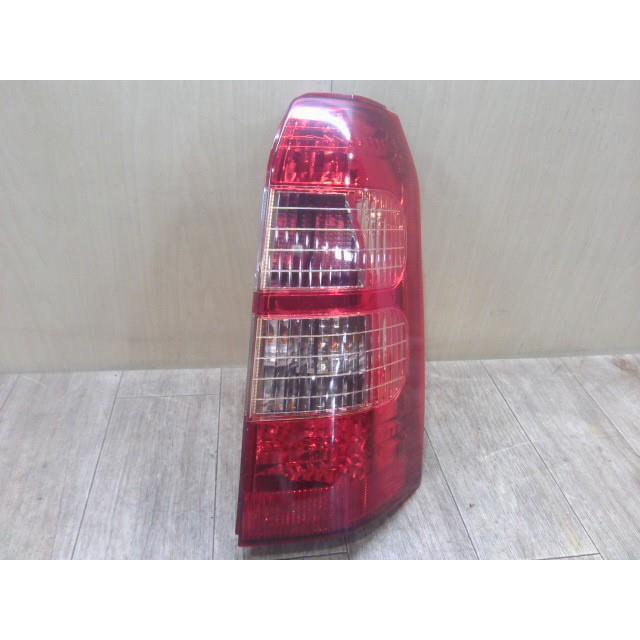 サクシード CBE-NCP51V 右 テールランプ テールレンズ UL 5人 0.45T
