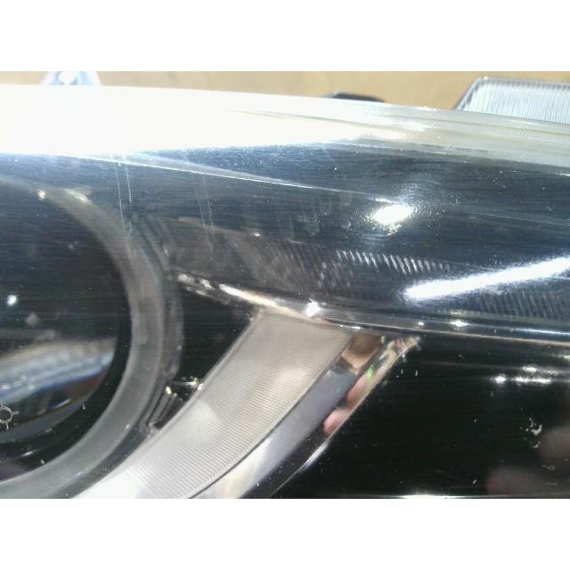 アクセラ LDA-BM2FS  右ヘッドライト 右ヘッドランプ XD SH-VPTR  41V スタンレー W1362 B45C-51-031Aの画像