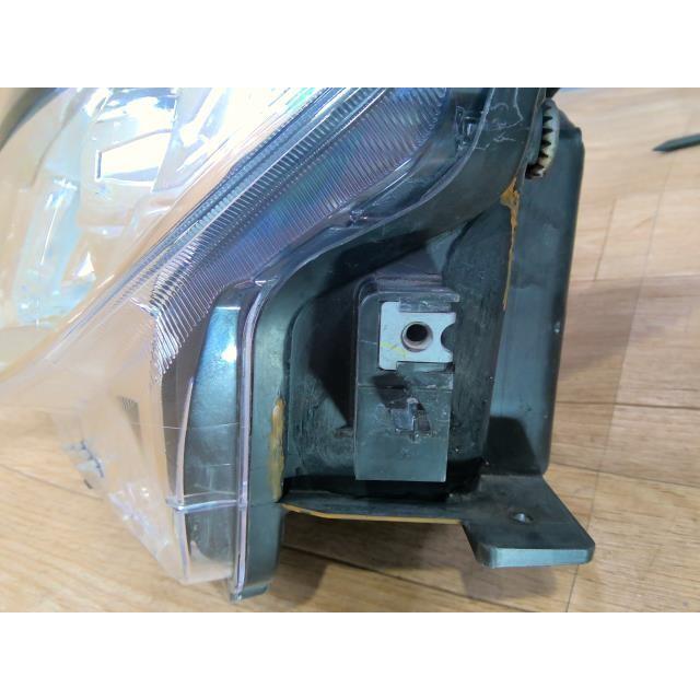エルグランド DBA-TE52  左ヘッドライト 左ヘッドランプ 250ハイウェイスター 7人 QR25DE  GAE コイト 100-23674 26060-3GP0Aの画像