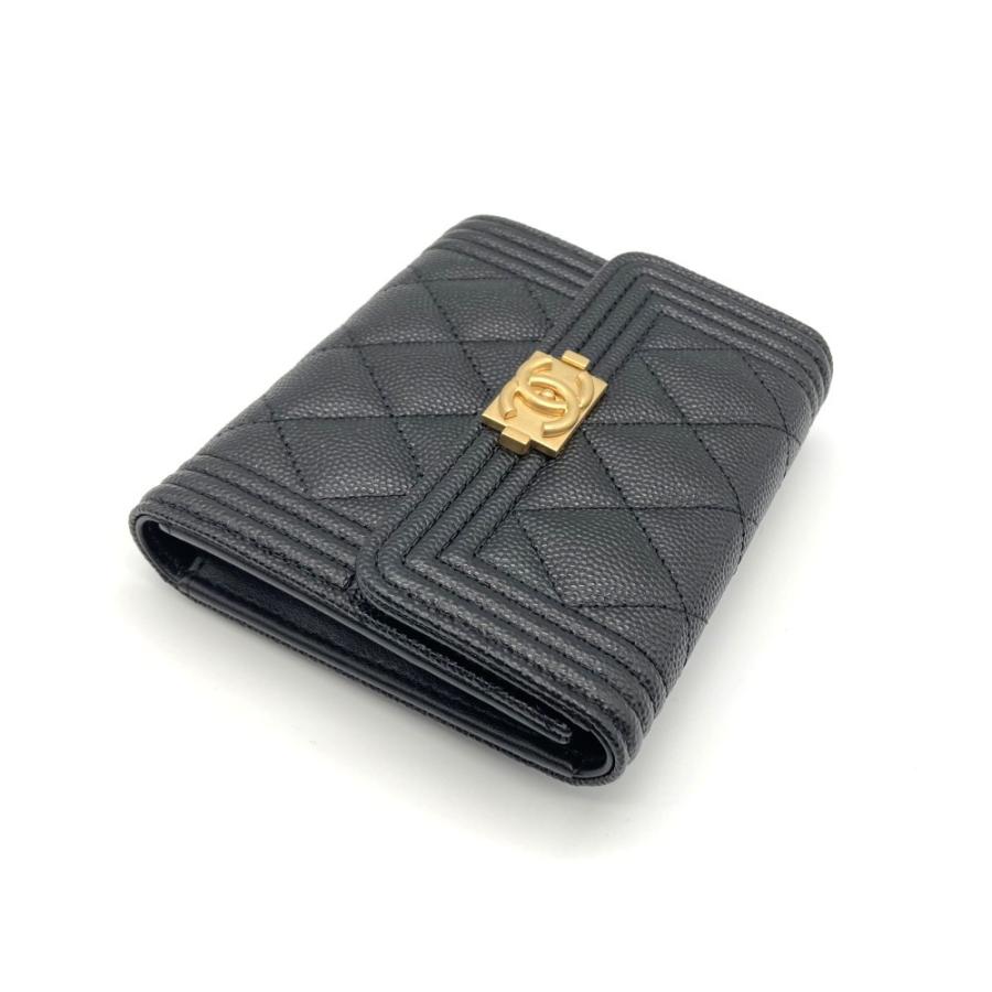 CHANEL シャネル BOY CHANEL ボーイ シャネル キャビアマトラッセ 三