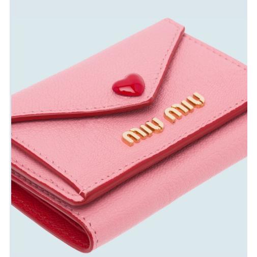 miumiu ミュウミュウ マドラスレザー 三つ折り ラブレター ミニ財布 miumiu ミュウミュウ マドラスレザー 三つ折り ラブレター ミニ財布