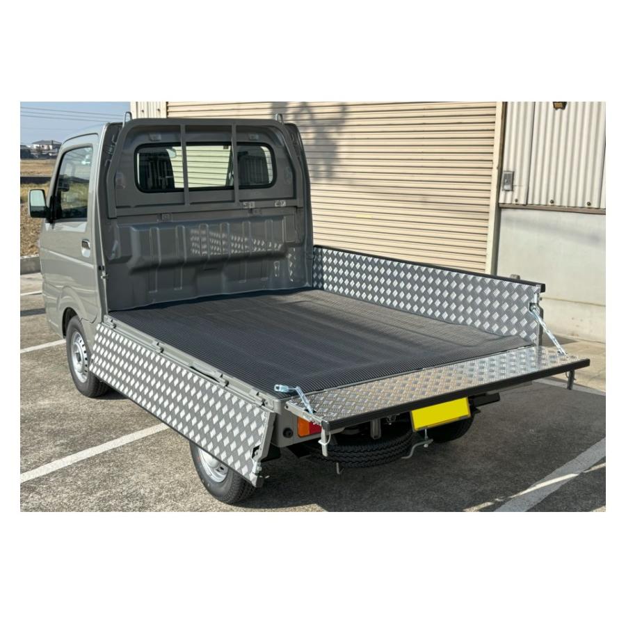 DR16T NT100クリッパートラック　アオリ 26U 1台分 日産（NISSAN） □軽トラ NT100クリッパートラック DR16T【ゲート