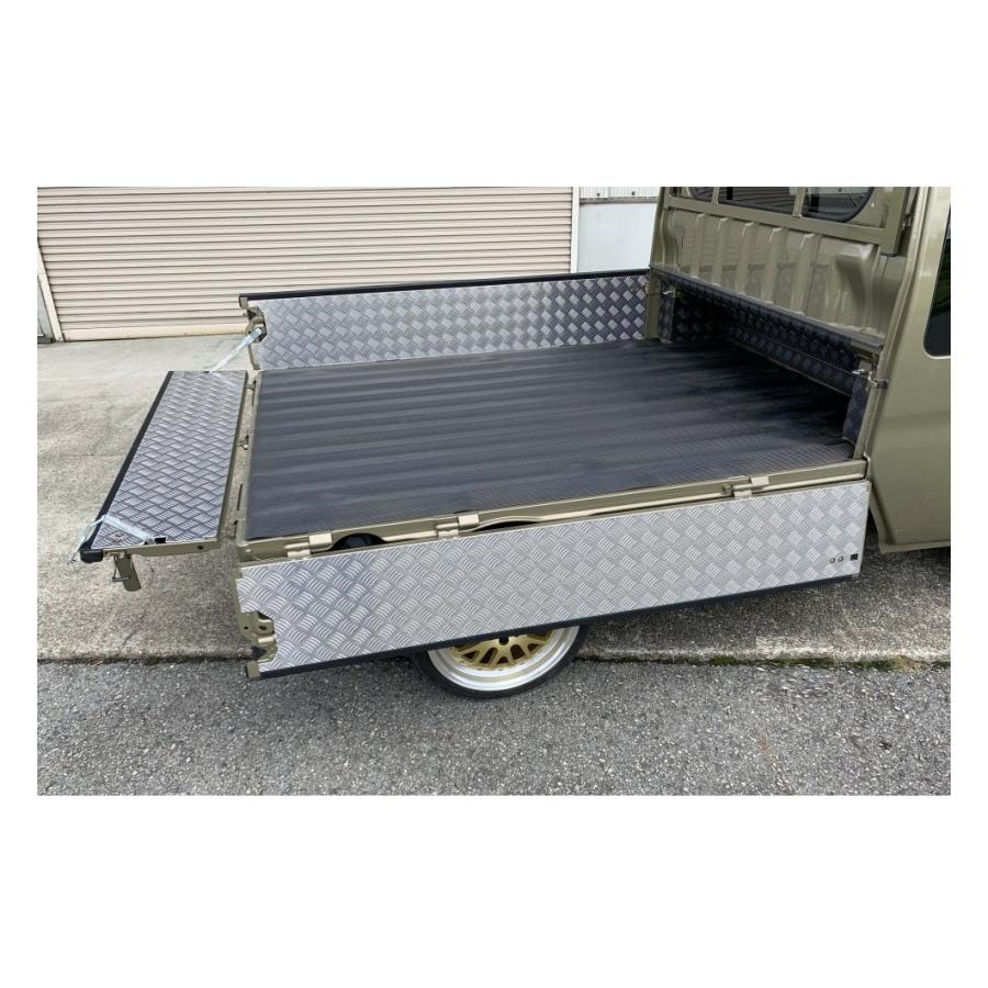 ダイハツ（DAIHATSU） ◎軽トラ 荷台あおりインナーパネル アルミ縞板