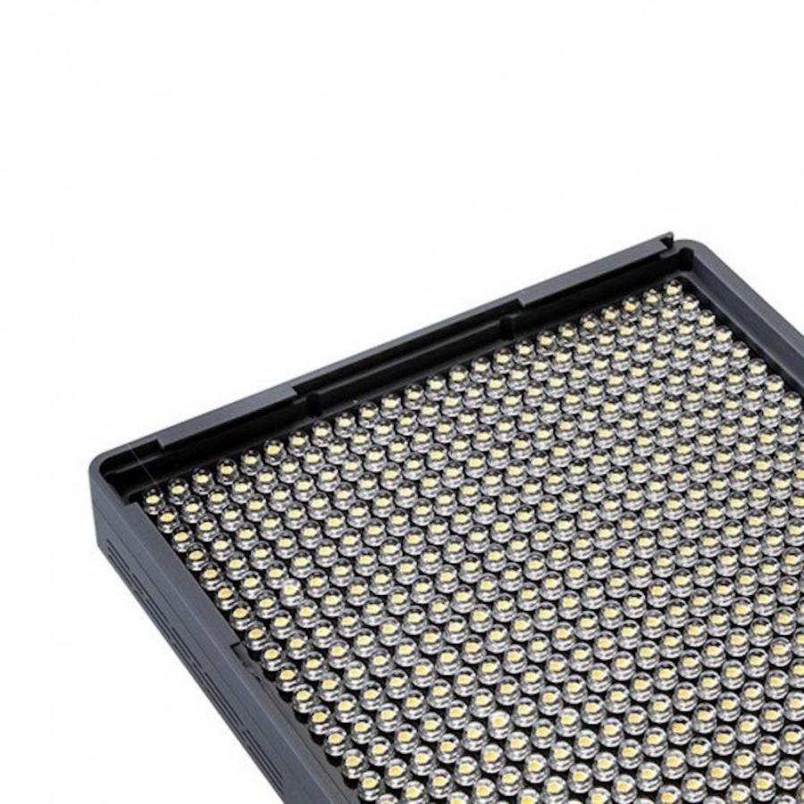 Aputure Amaran HR672C LEDビデオライト（CRI95+/672 LEDライト