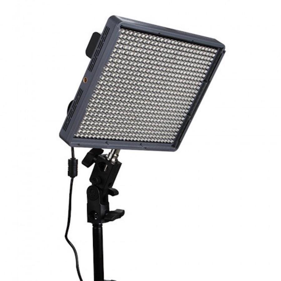 新品Aputure Amaran HR672C 定価38,740円　スタンド付 Aputure Amaran HR672C LEDビデオライト（CRI95+/672 LEDライト