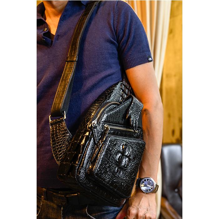 【値段交渉可：送料込】 本革 ワニ革 ショルダーバッグ メンズ シャムクロコ ショルダーバッグ 送料無料 【9463968653】(34320円)