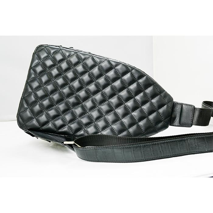 【値段交渉可：送料込】 本革 ワニ革 ショルダーバッグ メンズ シャムクロコ ショルダーバッグ 送料無料 【9463968653】(34320円)