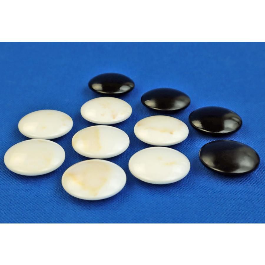 日向特産蛤碁石 28号 花印(厚み7.5mm)※証明書付き 宮崎県伝統的 日向特産蛤碁石 28号 花印(厚み7.5mm)※証明書付き 宮崎県伝統的