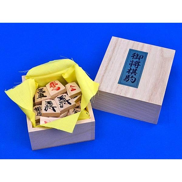 将棋セット 本桂2寸足付将棋盤セット【特売品】(木製将棋駒新槙 将棋セット 本桂2寸足付将棋盤セット【特売品】(木製将棋駒新槙
