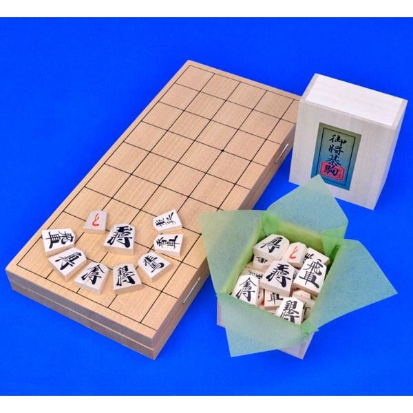 将棋セット 新桂6号折将棋盤セット(木製将棋駒優良押し駒) ※不織布付き