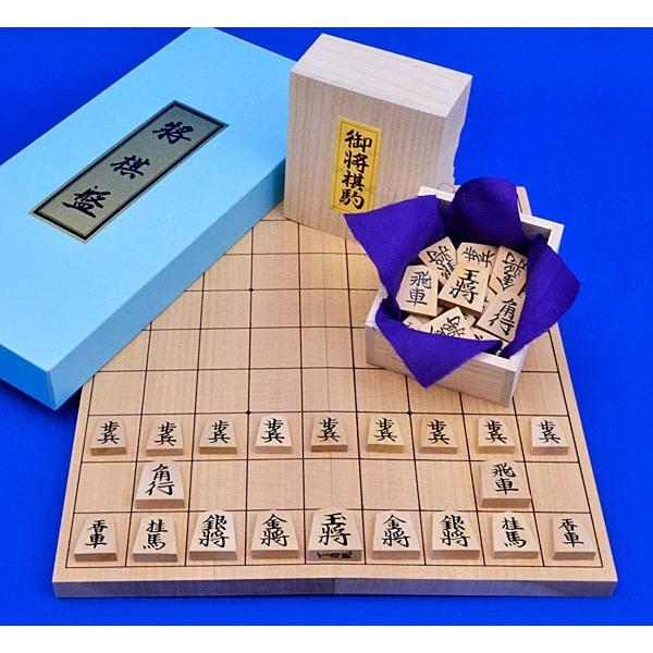 将棋セット 新桂6号折将棋盤セット(木製将棋駒黄楊上彫駒)【囲碁 将棋セット 新桂6号折将棋盤セット(木製将棋駒黄楊上彫駒)【囲碁