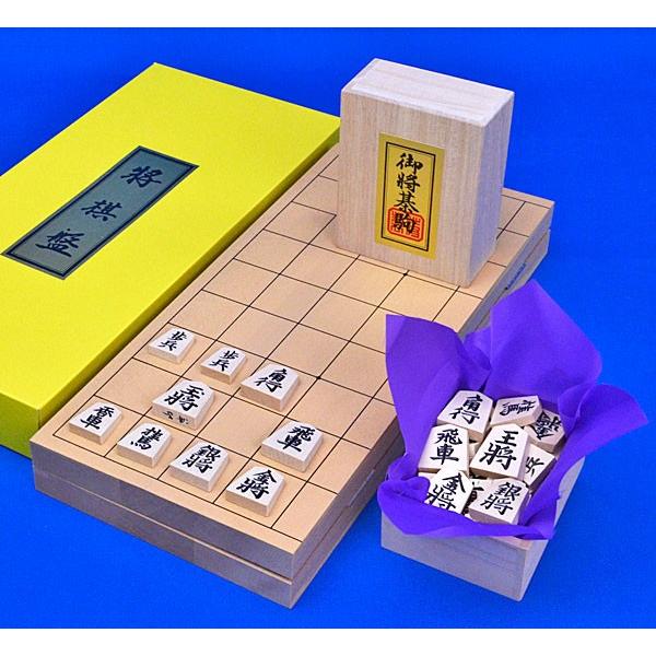 将棋セット 新桂7号折将棋盤セット(木製将棋駒白椿上彫) : 囲碁将棋