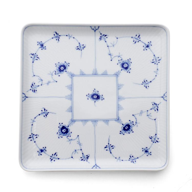 ROYAL COPENHAGEN（ロイヤルコペンハーゲン） 101 ブルーフルーテッド 