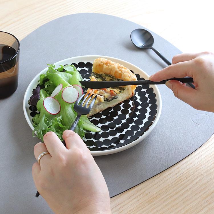 新品 クチポール ブラック デザート6点セット　Cutipol 箱付き Cutipol クチポール ゴア オールブラック デザート6点セット