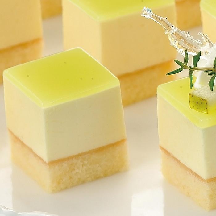 冷凍食品 業務用 カット済みケーキ ラ フランス 山形県産ラ フランス使用 49個入 デザート スイーツ 洋菓子 バイキング ブッフェ 人気商品 食彩ネットクール便 通販 Yahoo ショッピング