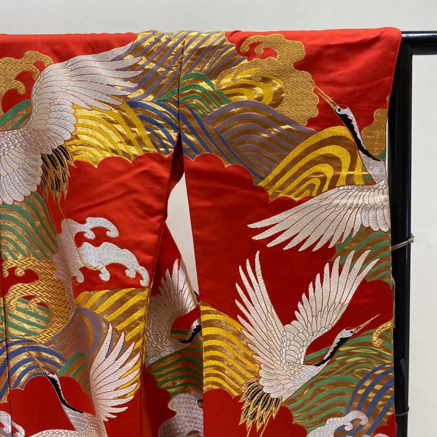 色打掛 正絹 鶴 刺繍 赤 金 打掛 花嫁衣裳 婚礼 リサイクル 中古