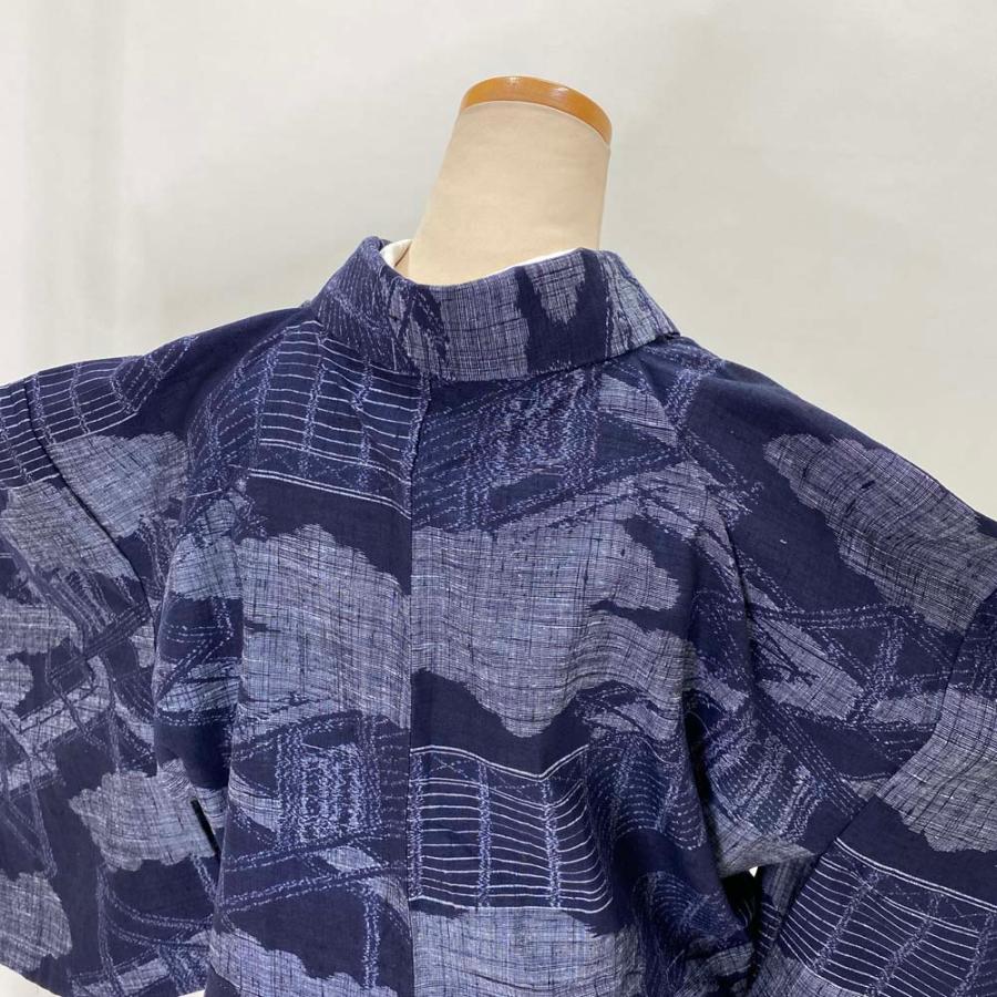 紬 単衣 正絹 紺 可愛い 風景画 お洒落着 普段着 夏着物 裄66cm 身丈167cm M サイズ 2741 紬 単衣 正絹 紺 可愛い 風景画 お洒落着 普段着 夏着物 裄66cm 身丈