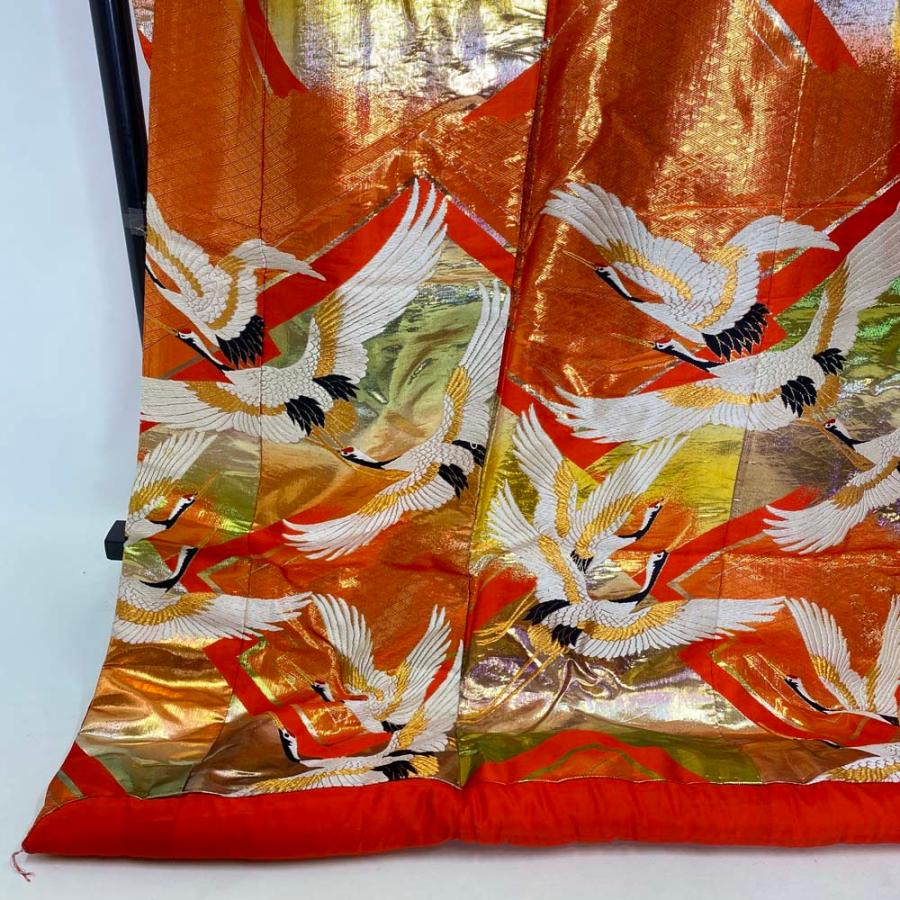 色打掛 正絹 鶴 刺繍 金 赤 打掛 Lサイズ 裄67 花嫁衣裳 婚礼 リサイクル 中古 ブライダル ウエディング 着物 4015 色打掛 正絹 鶴 刺繍 赤 金 打掛 Lサイズ 裄67 花嫁衣裳 婚礼