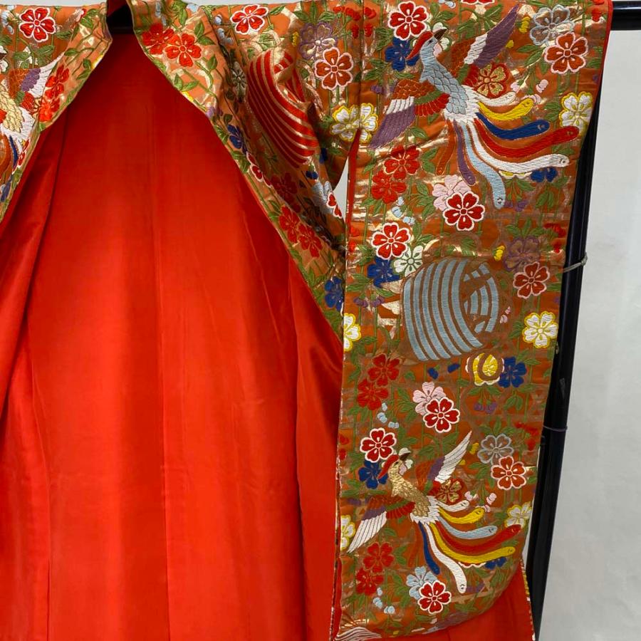 色打掛 正絹 鶴 刺繍 オレンジ 白 打掛 Mサイズ 裄65 花嫁衣裳 婚礼 リサイクル 中古 ブライダル ウエディング 着物 3964 色打掛 正絹 鶴 刺繍 オレンジ 白 打掛 Mサイズ 裄65 花嫁衣裳 婚礼