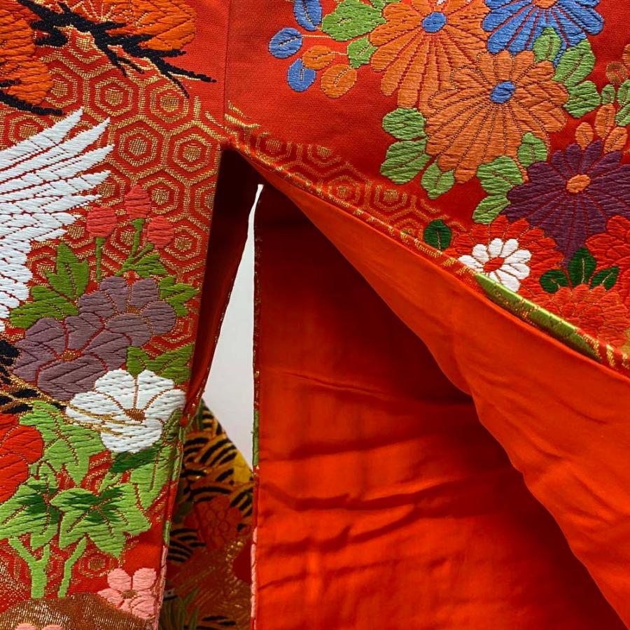 色打掛 正絹 鶴 刺繍 金 赤 打掛 Mサイズ 裄65.5 花嫁衣裳 婚礼 リサイクル 中古 ブライダル ウエディング 着物 3991 色打掛 正絹 鶴 刺繍 赤 金 打掛 花嫁衣裳 婚礼 リサイクル 中古