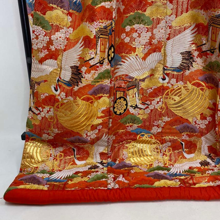 色打掛 正絹 鶴 刺繍 金 赤 打掛 Mサイズ 裄66 花嫁衣裳 婚礼 リサイクル 中古 ブライダル ウエディング 着物 3989 色打掛 正絹 鶴 刺繍 金 赤 打掛 Mサイズ 裄66 花嫁衣裳 婚礼