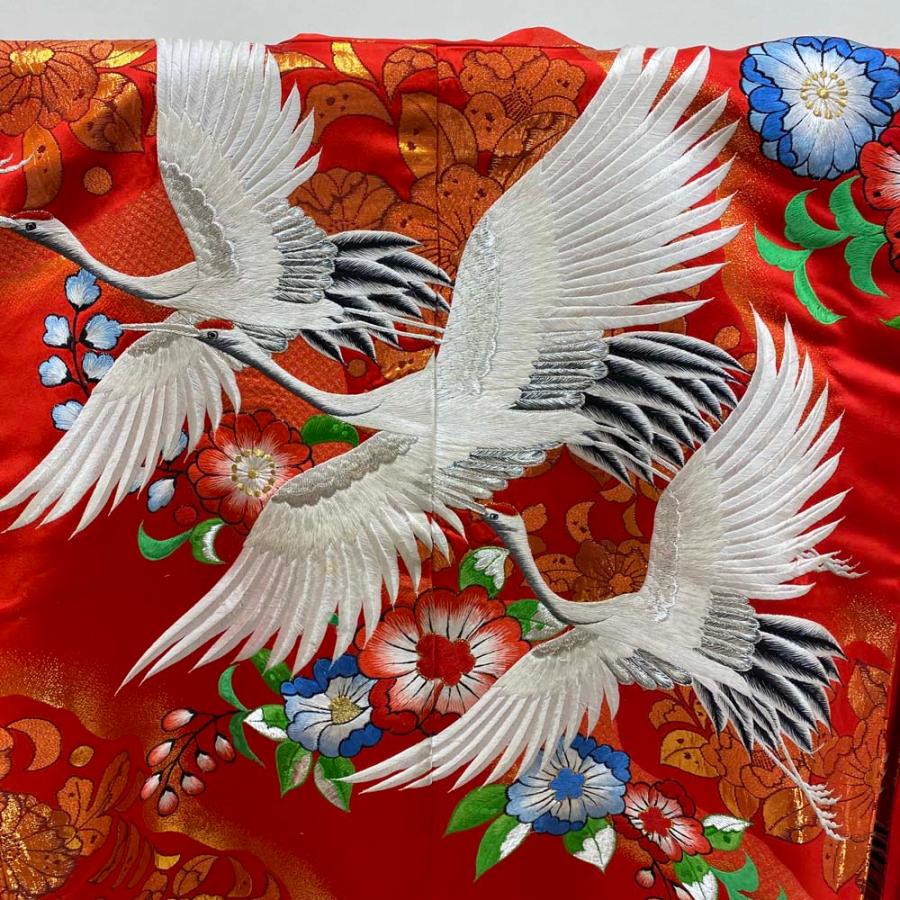 色打掛 正絹 鶴 刺繍 金 赤 打掛 Mサイズ 裄65 花嫁衣裳 婚礼 リサイクル 中古 ブライダル ウエディング 着物 4010_1