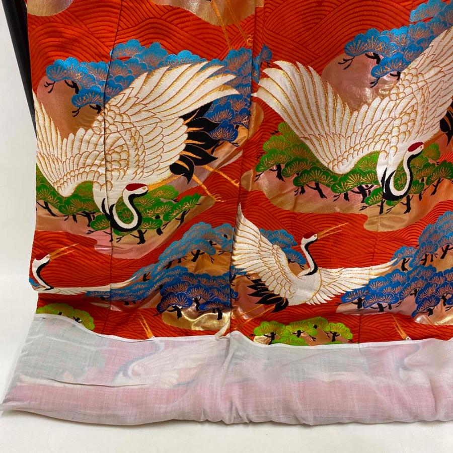 色打掛 正絹 鶴 刺繍 金 打掛 Mサイズ 裄65 花嫁衣裳 婚礼 リサイクル