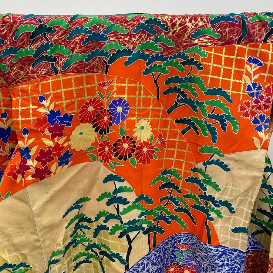 色打掛 正絹 鶴 刺繍 金 黒 打掛 Lサイズ 裄67 花嫁衣裳 婚礼 リサイクル 中古 ブライダル ウエディング 着物 3995 色打掛 正絹 鶴 刺繍 金 打掛 Lサイズ 裄67 花嫁衣裳 婚礼 リサイクル