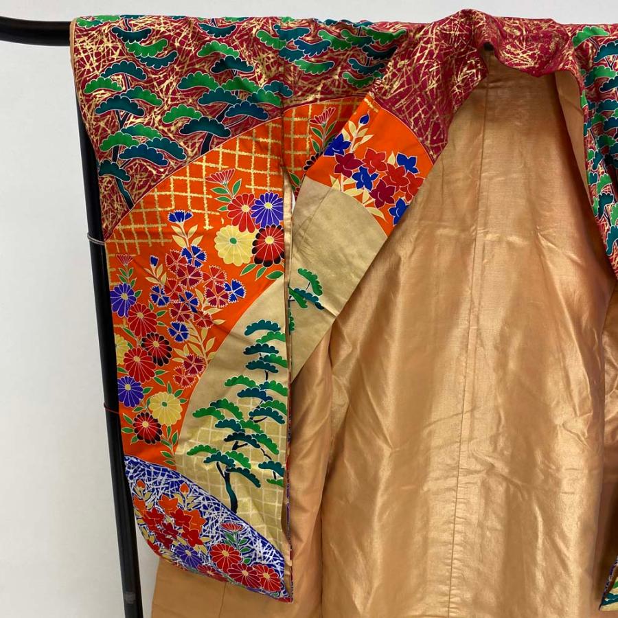 色打掛 正絹 鶴 刺繍 金 黒 打掛 Lサイズ 裄67 花嫁衣裳 婚礼 リサイクル 中古 ブライダル ウエディング 着物 3995 色打掛 正絹 鶴 刺繍 金 打掛 花嫁衣裳 婚礼 リサイクル 中古