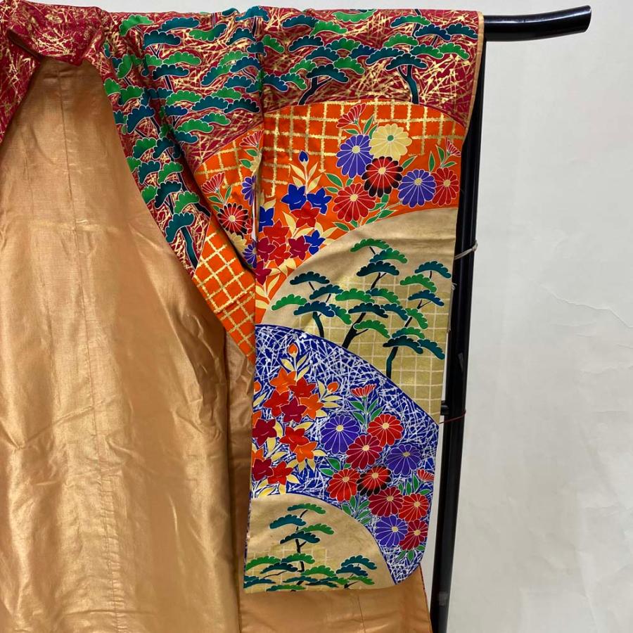 色打掛 正絹 鶴 刺繍 金 黒 紫 打掛 Lサイズ 裄67 花嫁衣裳 婚礼 リサイクル 中古 ブライダル ウエディング 着物 3983 色打掛 正絹 鶴 刺繍 金 黒 紫 打掛 Lサイズ 裄67 花嫁衣裳 婚礼