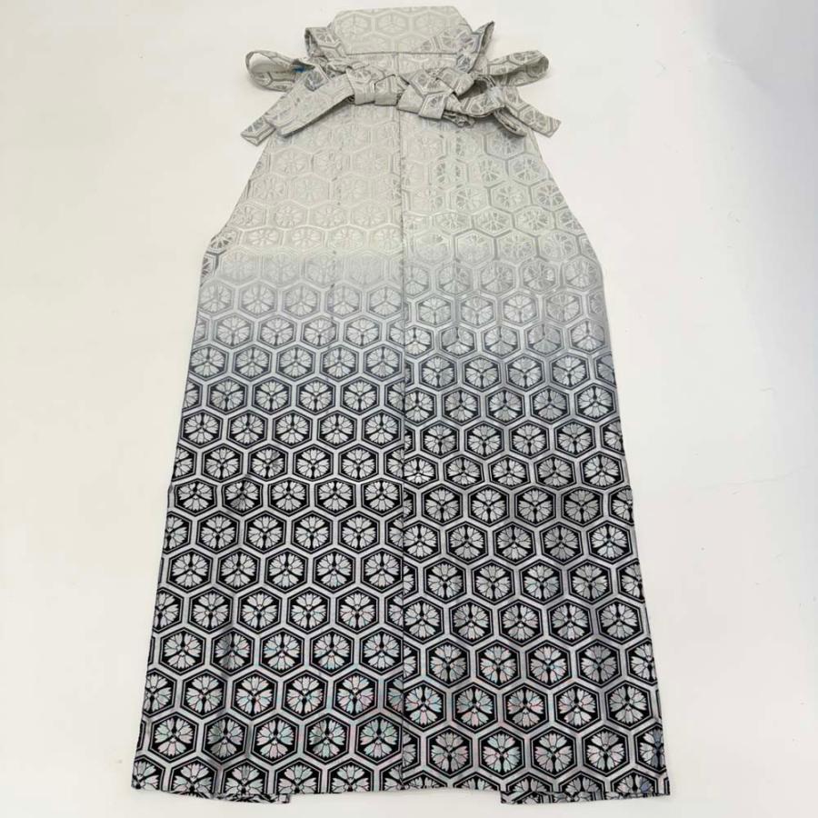 袴 行灯袴 男袴 紐下丈95cm 男性用袴 3Lサイズ 成人式袴 シルバー 黒 中古 4641 袴 行灯袴 男袴 紐下丈95cm 男性用袴 3Lサイズ 成人式袴 シルバー 黒