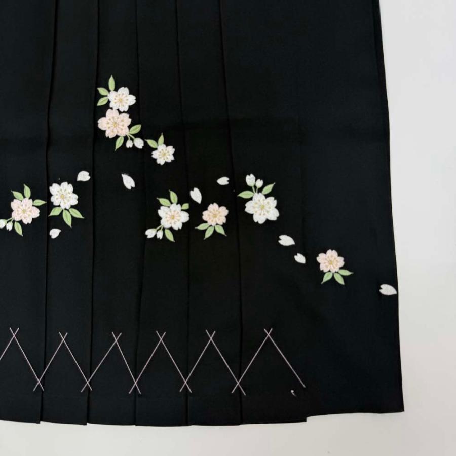 袴 L size 紐下丈94cm 行灯袴 卒業袴 女性用袴 刺繍 黒 中古 4748 袴 L size 紐下丈94cm 行灯袴 卒業袴 女性用袴 刺繍 黒 中古 4748 : 祥